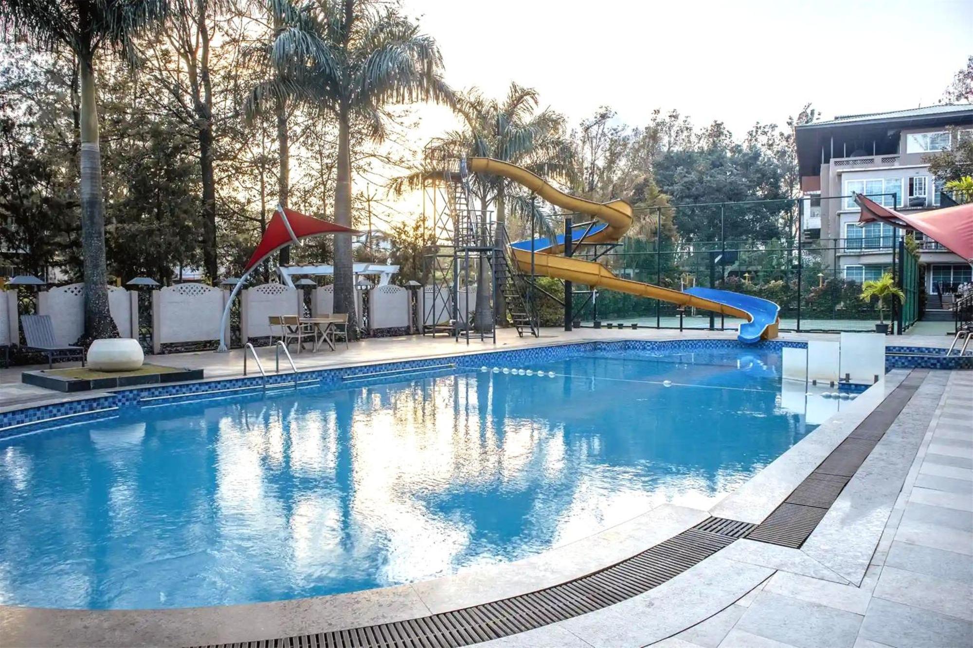 Basilica Resort - Where Luxury Redefines Mahābaleshwar Esterno foto
