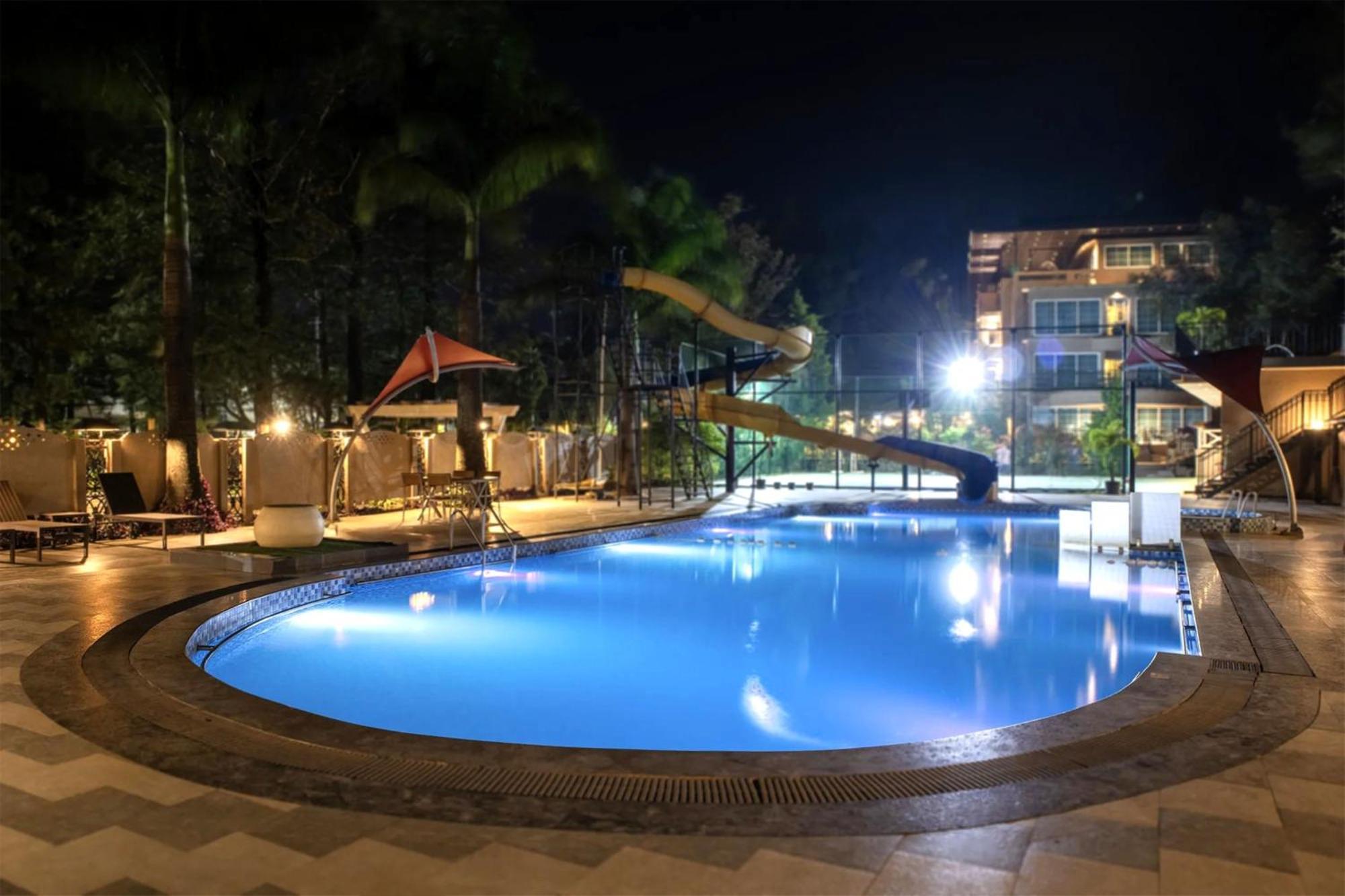 Basilica Resort - Where Luxury Redefines Mahābaleshwar Esterno foto