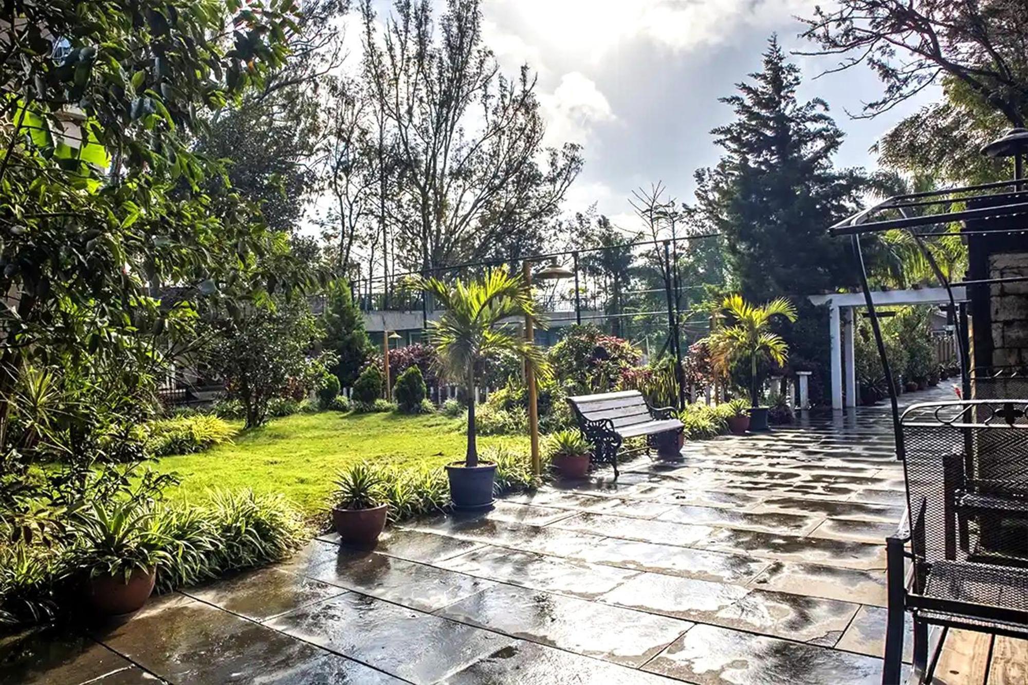 Basilica Resort - Where Luxury Redefines Mahābaleshwar Esterno foto